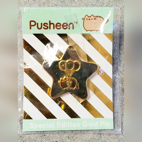 Pusheen Special Edition Gold Pin NWT - Picture 3 of 3